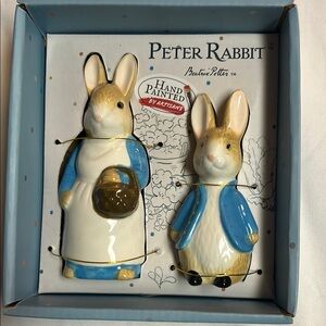 Peter Rabbit Hand-Painted Figurine Set - Blue and White